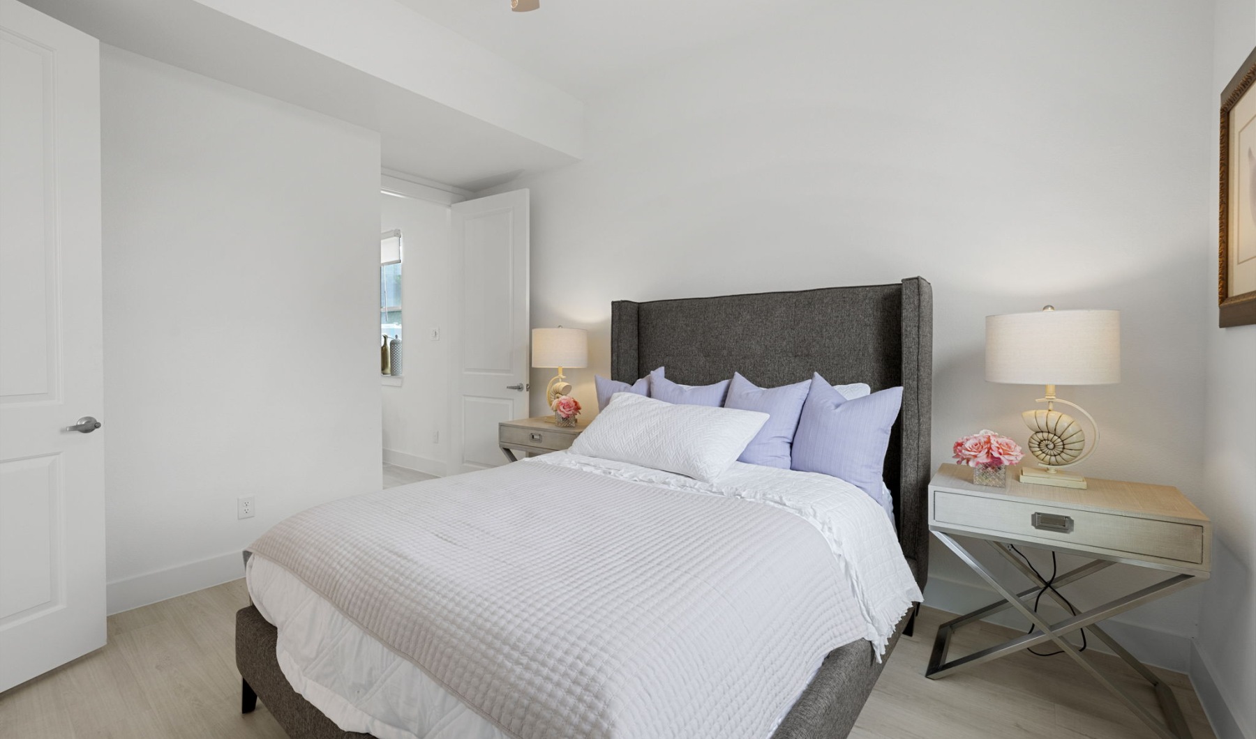 Experience Modern Interiors Experience Modern Interiors